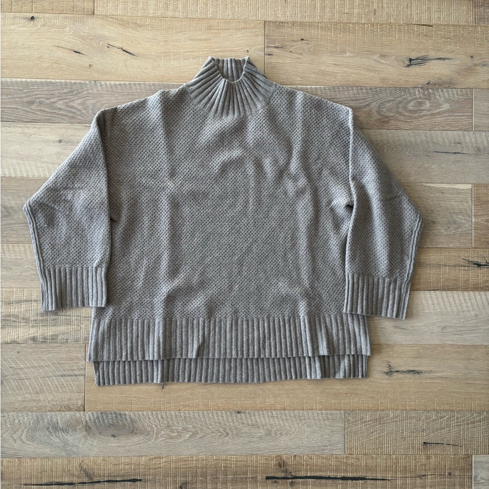 Oversized Stroopwafel Turtleneck in ReCashmere